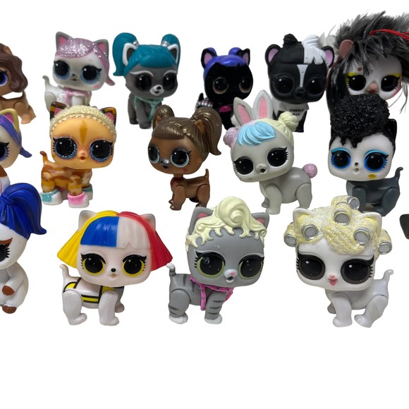 LOL OMG Surprise Pet Lot of 18 Dogs, Cats, Bunny W/‎ Clothing & Accessories MGA - Picture 3 of 7